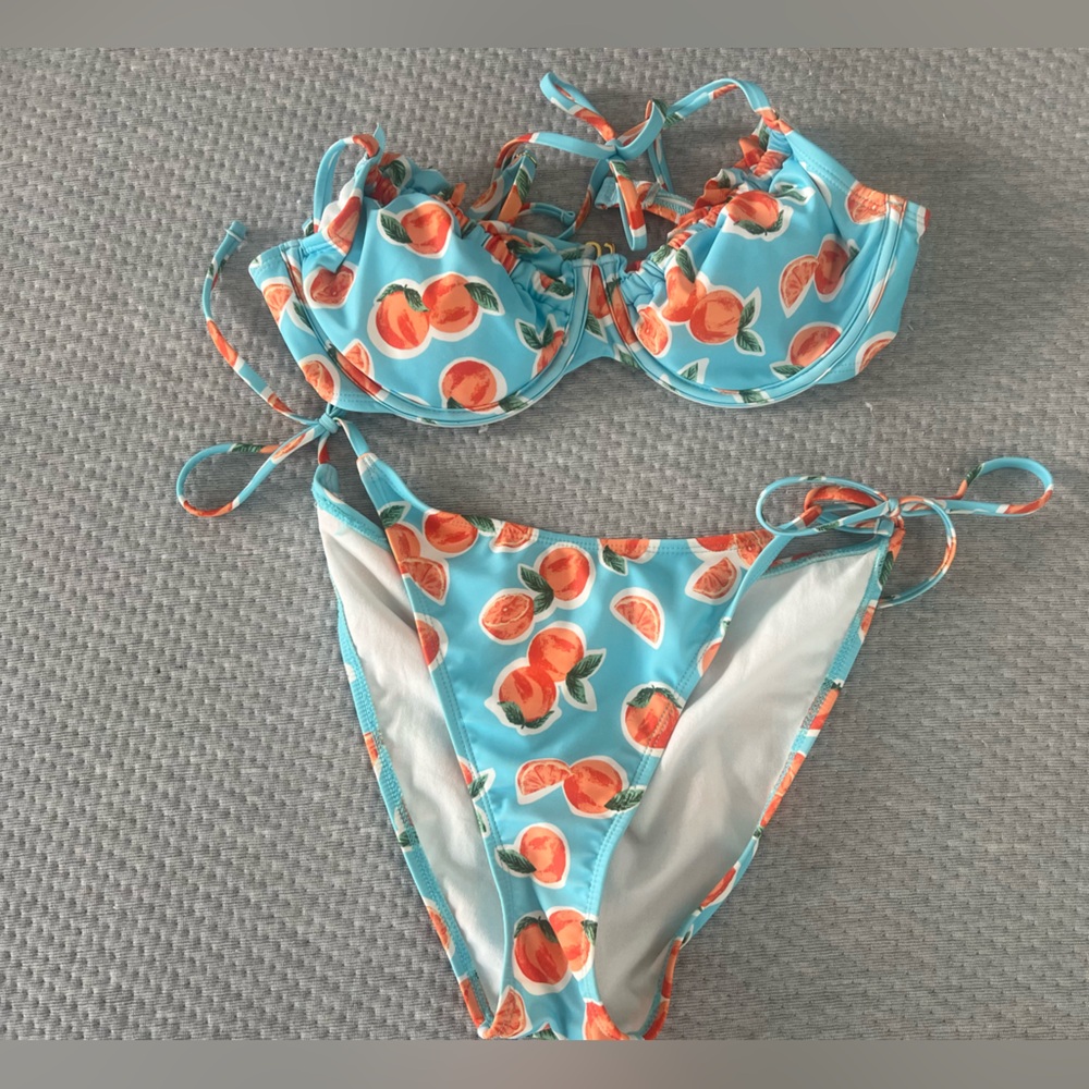 2 piece oranges bikini